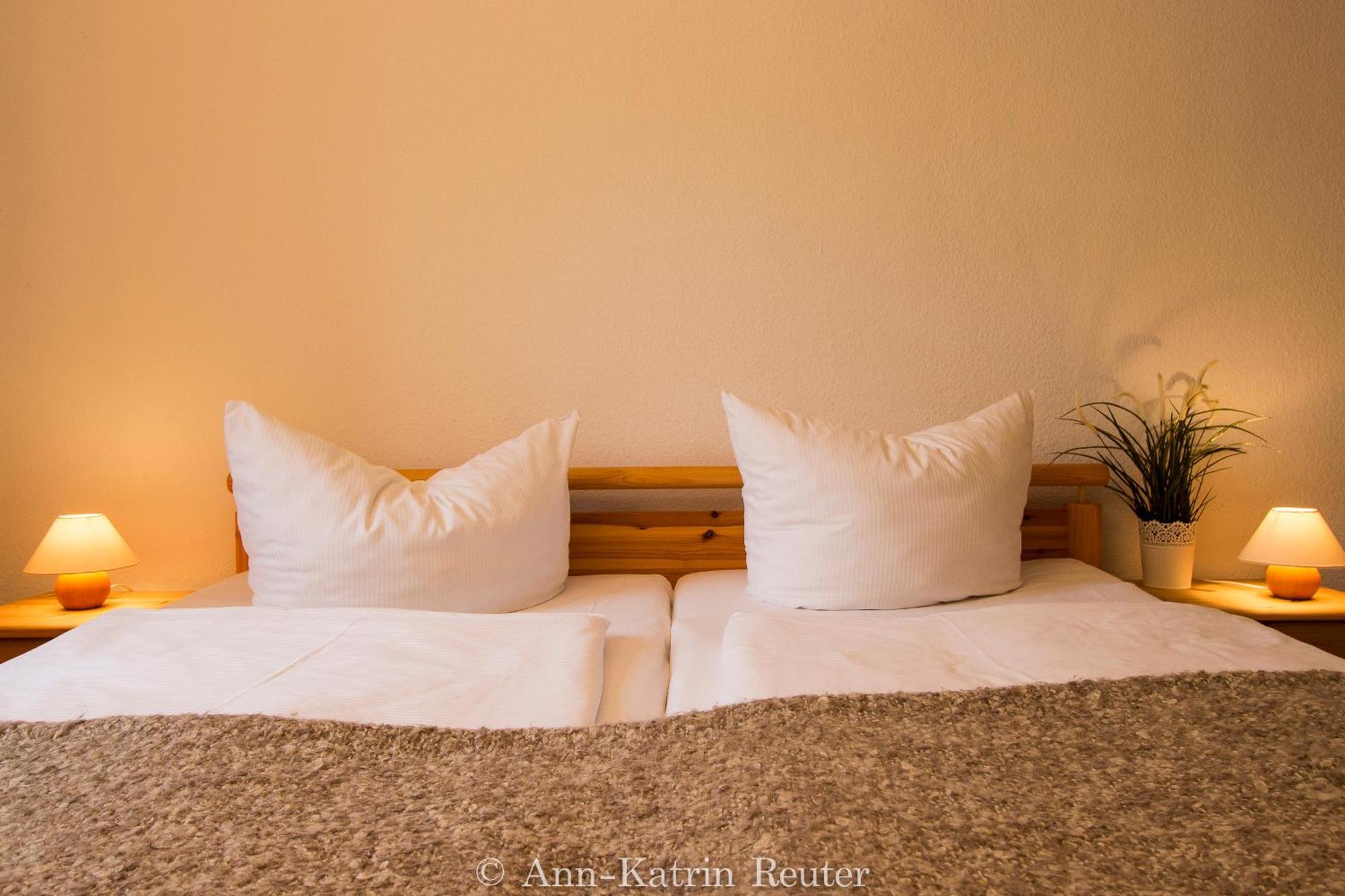 Ferienhaus Am Ufer - Ferienwohnung Strandsand Сасниц Екстериор снимка